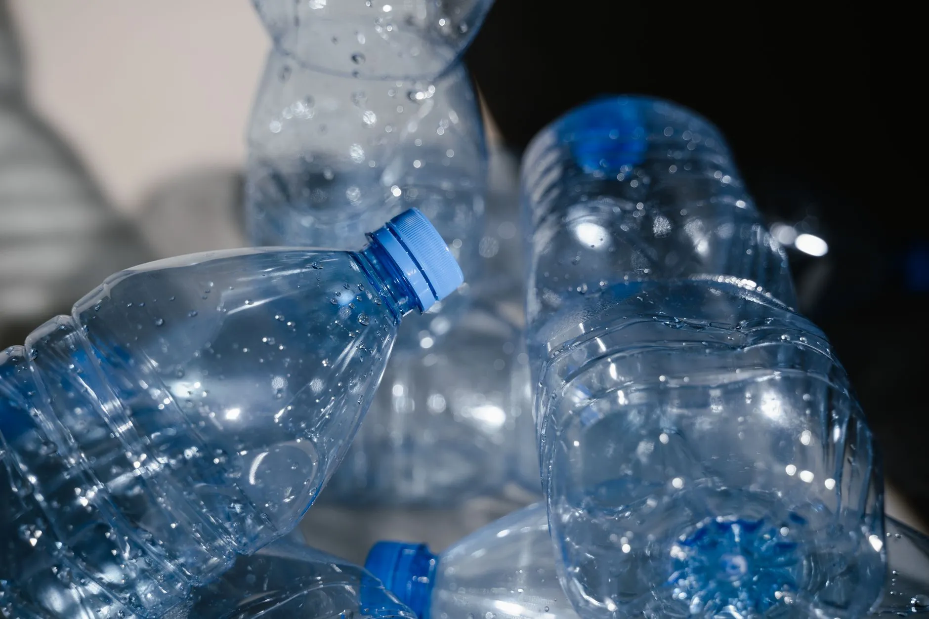 Recyceltes PET: nachhaltiger verpackt